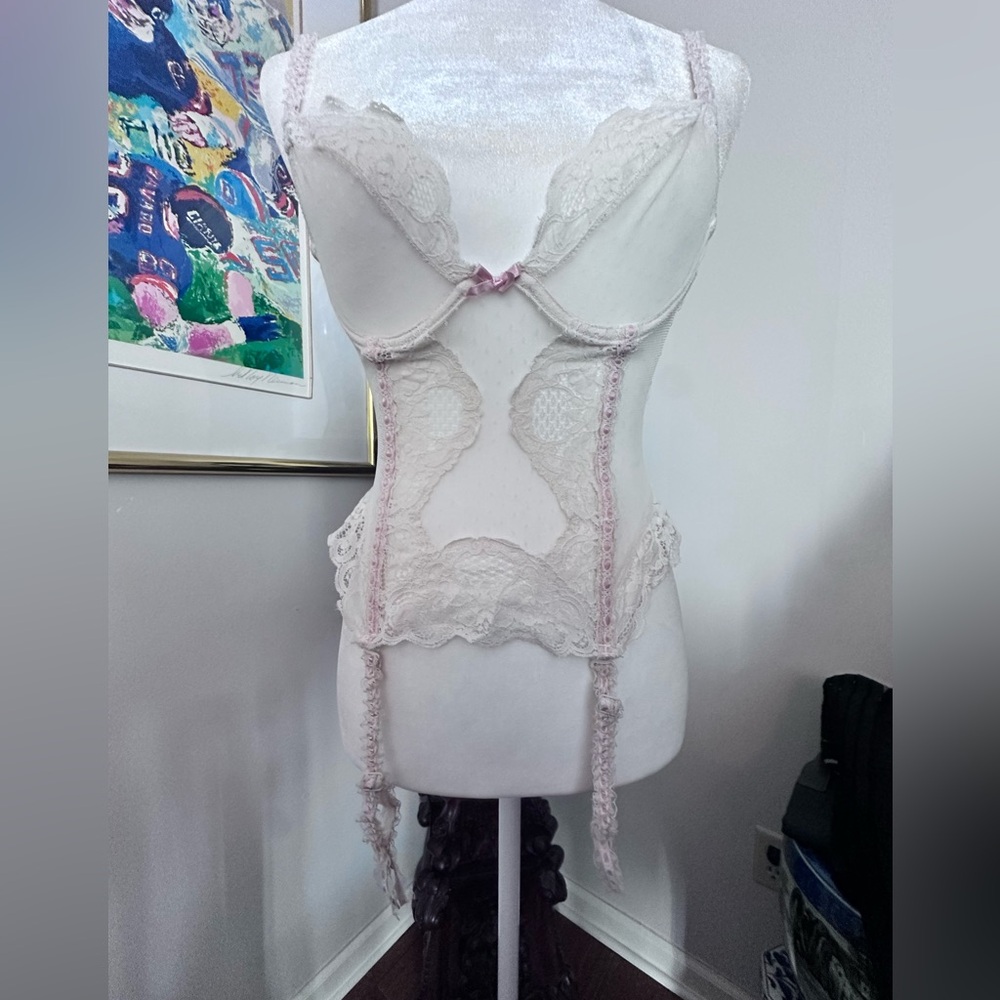 Vintage Jezebel Lace Bustier in soft off white with light pink ribbon.